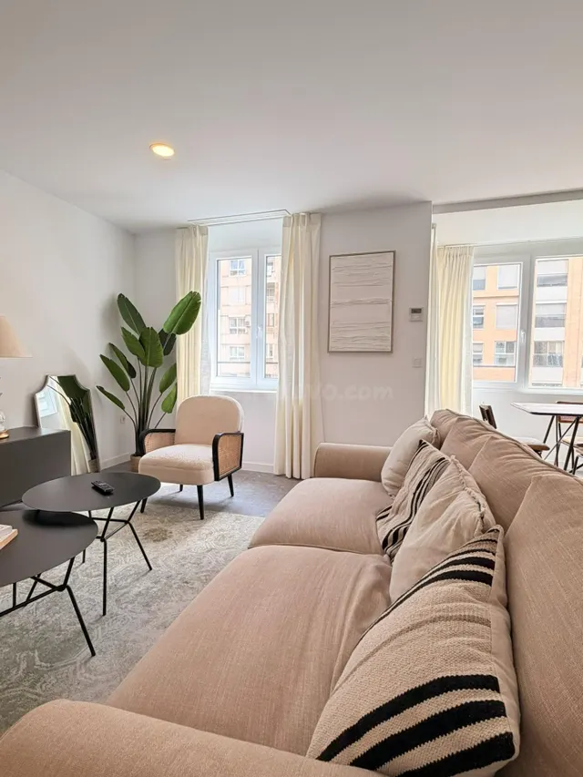 Estupenda vivienda totalmente reformada en la zona de la Dip