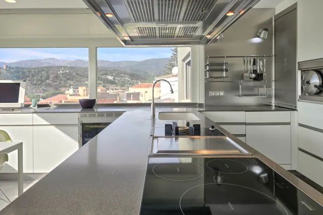 Exclusiva vivienda de alto standing en La Jonquera. — 30