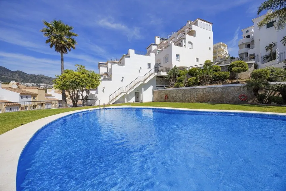 Recently Renovated 3 Bedroom Apartment in Torrequebrada