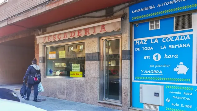 Local comercial 50m² en venta - San Esteban - foto 2