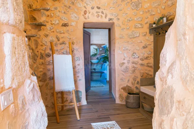 FINCA CON MOLINO EN FELANITX - foto 4