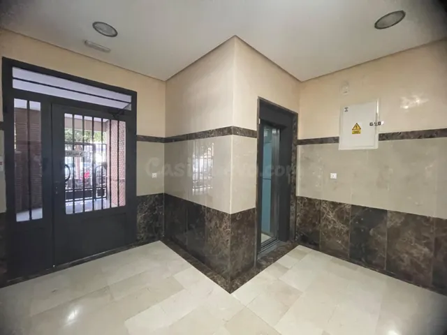 EN VENTA GARAJES EN LA RAMBLA DE SAN JUAN DE ALICANTE — 2