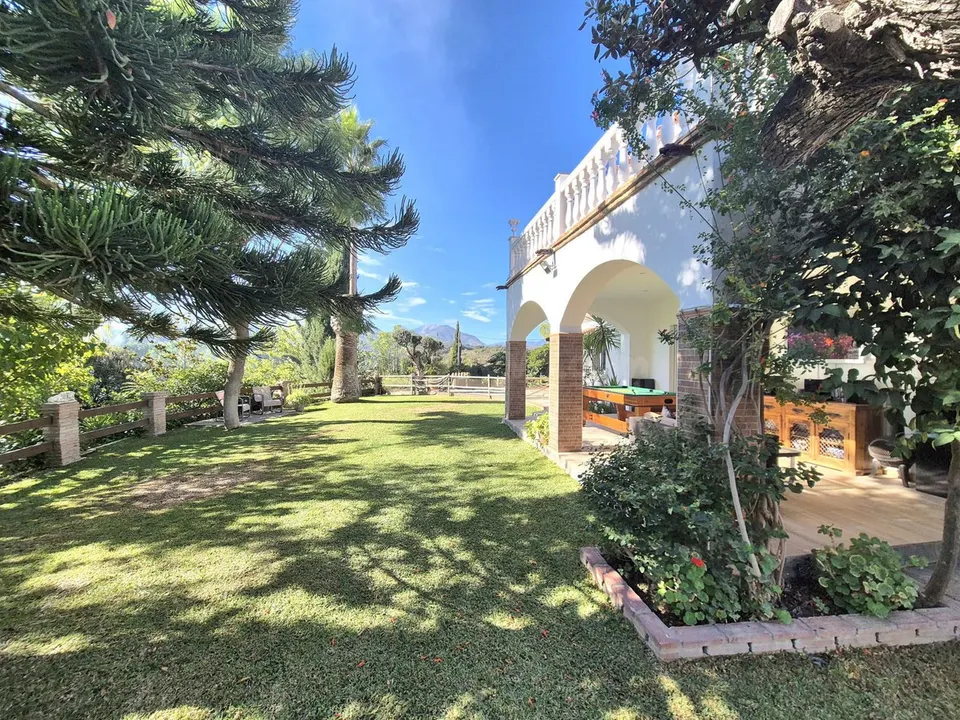 Chalet 4 habitaciones 238m² en venta - Marbella
