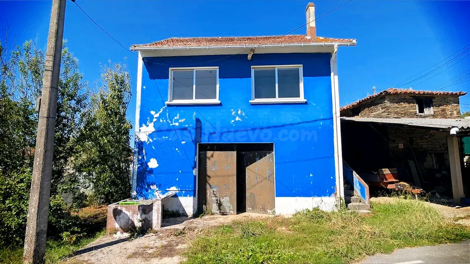 Casa para reformar de 3 dormitorios en Aldea Trasmil