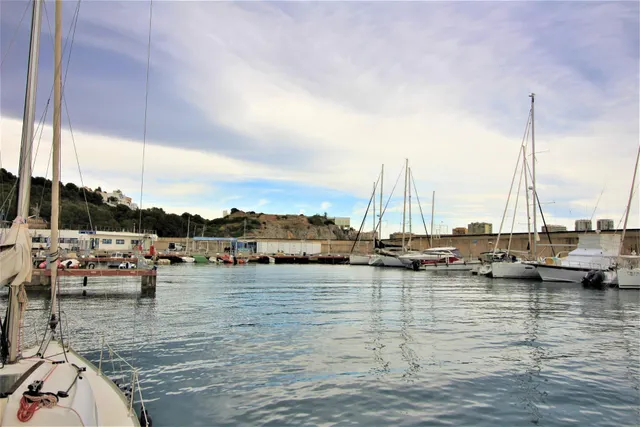 Amarre en el puerto deportivo de Oropesa del Mar — 19