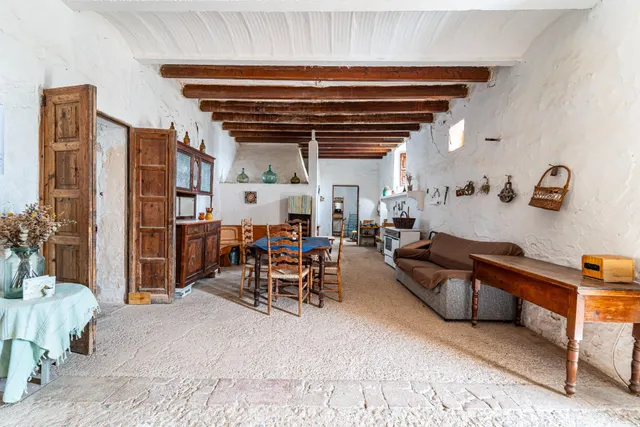 Casa Rústica del Siglo XVIII con 46 hectáreas de terreno, en la cima de una montaña en Manacor — 21