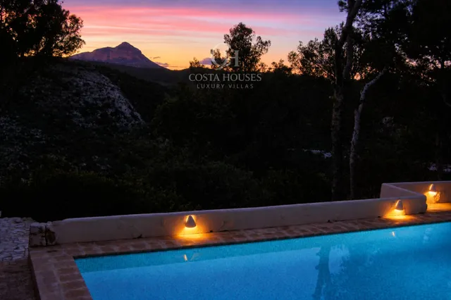 VILLA GRANADELLA · VISTAS AL MAR, NATURALEZA Y PRIVACIDAD EN PARQUE NATURAL GRANADELLA JAVEA — 26