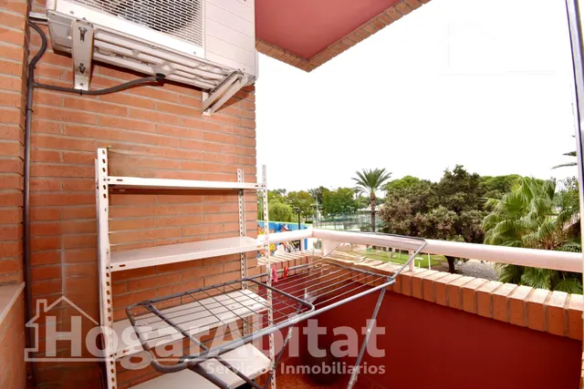 Confort y luminosidad en este piso exterior con garaje y ascensor — 14