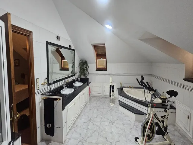 Dúplex 5 habitaciones 300m² en venta - Centro — 35