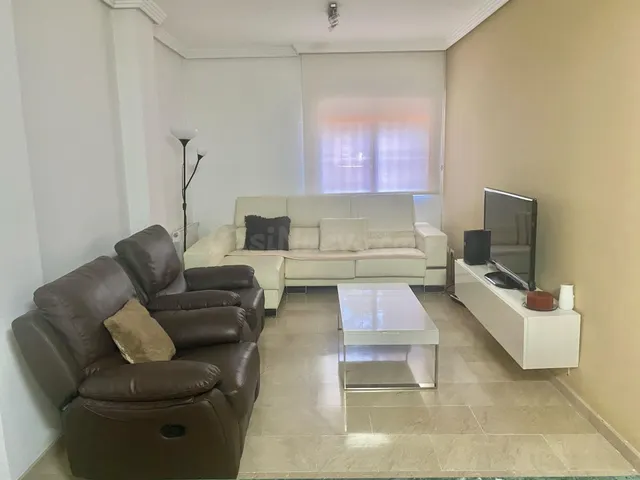 SE ALQUILA PISO EN GRANADA IDEAL PARA ESTUDIANTES - foto 5