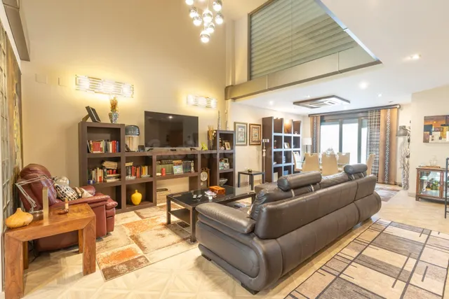 Exclusivo dúplex tipo loft de 225 m2 con apartamento independiente en una ubicación inmejorable — 3