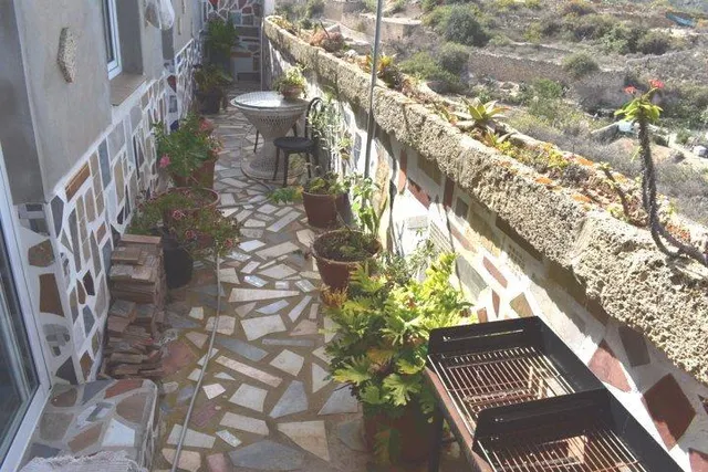 Fasnia. Casa 2 habitaciones,  2 baños, terraza vistas mas  terreno 700m2 y aljbe — 10