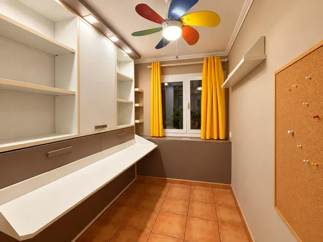 PISO CÉNTRICO CON TERRAZA Y DOS habitaciones EN FONERS — 16