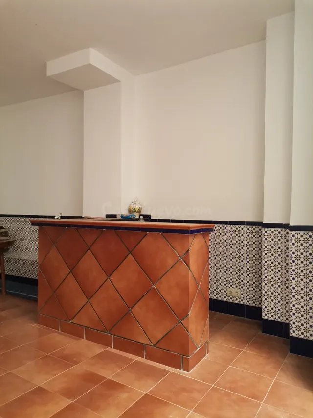SE VENDE CASA EN PLENO CENTRO DE LOS VILLARES — 3