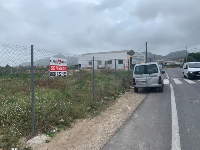 PARCELA DE 1000 METROS EDIFICABLE CON  POSIBILIDAD DE HACER CHALET 250 METROS 616652603 — 3