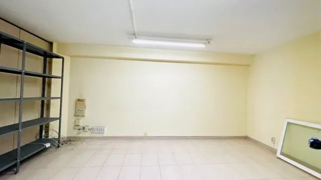 CAN VALERO: OFICINA COMERCIAL EN  SEGUNDA PLANTA  EN ALQUILER — 4