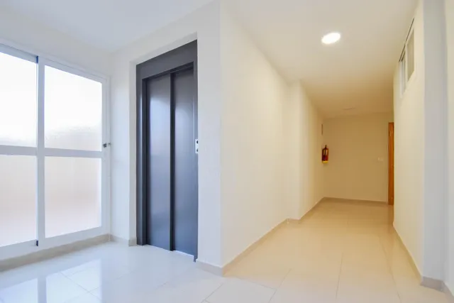 Espectacular piso con vistas al Parque del Cantero en Ronda Lindaraja — 37