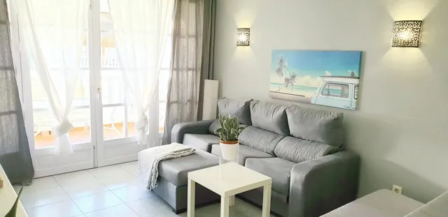 Apartamento dúplex en la playa de Almadrava — 2