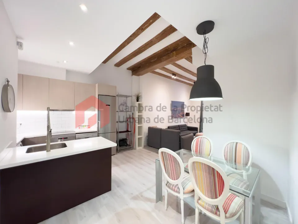 Piso en venta en Santa Caterina de Barcelona