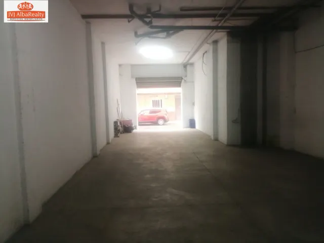 LOCAL COMERCIAL CON VADO EN ZONA INDUSTRIA EN VENTA O ALQUILER — 4