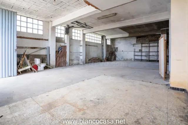 Bajo en alquiler zona Juzgados - foto 2