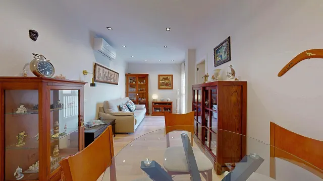 7ª PLANTA REFORMADA Y MUY TRANQUILA JUNTO AL NUEVO PARQUE DE LA SAGRERA — 44