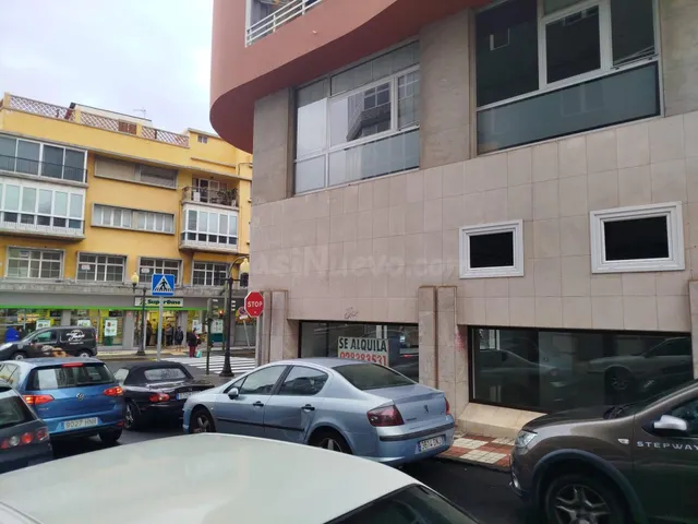 Local comercial 850m² en alquiler - Arenales - foto 3