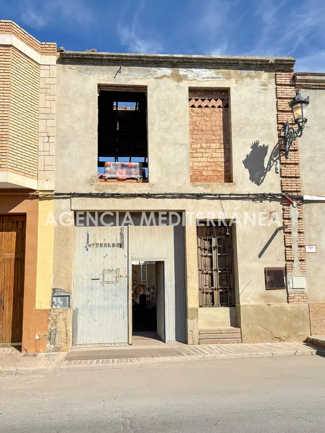 Casa de pueblo con piscina y garaje en Rafelbunyol — 4