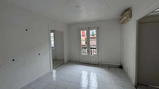 PRIMER PISO DE 146 M. ÚTILES EN LA ZONA MÁS CENTRICA DE TORRELAVEGA — 18