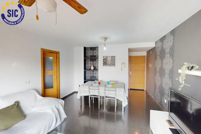 Piso de 2 habitaciones, garaje y trastero en la zona Norte de Castellón frente al estadio Castalia — 7