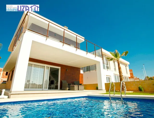 CHALET DE OBRA NUEVA !! — 2