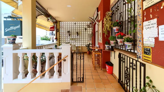 Gran oportunidad de negocio o vivienda en la Playa de Chilch - foto 3