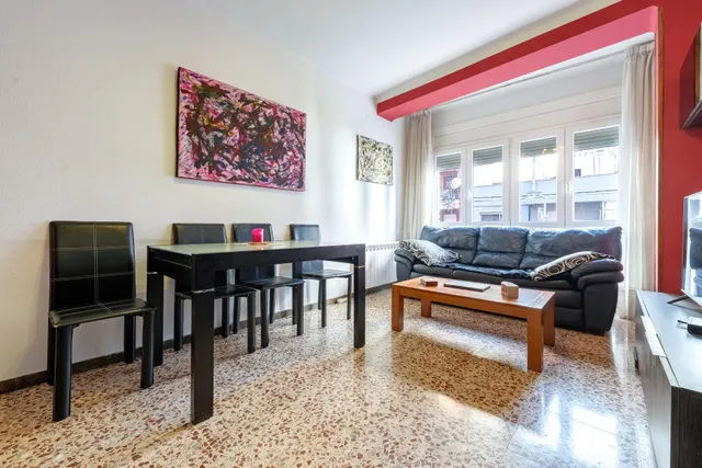 Tu nuevo hogar junto al Puerto: Amplitud y confort una de la - foto 2