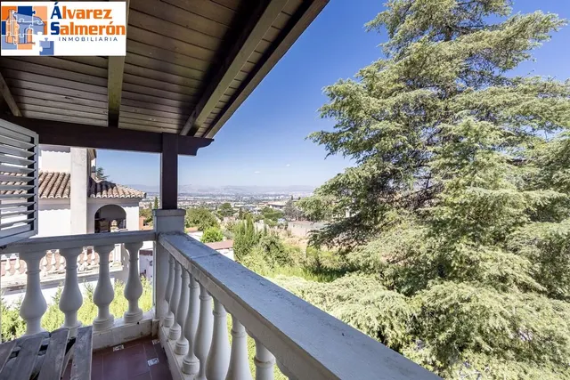 CASA PAREADA EN LA ZUBIA CON PISCINA, ZONA DE BARBACOA Y JARDÍN — 17