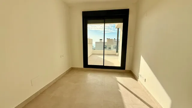 ¡ESPECTACULAR PISO CON TERRAZA Y VISTAS AL MAR EN SANTANGELO SUR! — 16