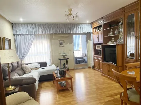 ¡PISO REFORMADO EN VENTA EN ELCHE, ZONA CARRÚS!