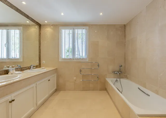 Chalet 5 habitaciones 536m² en venta - El Madroñal — 24