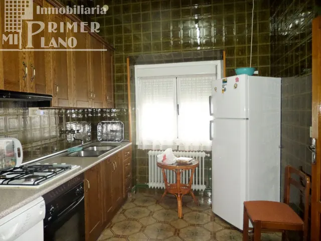 VIVIENDA EN UNA DE LAS PRINCIPALES CALLES DE TOMELLOSO — 14