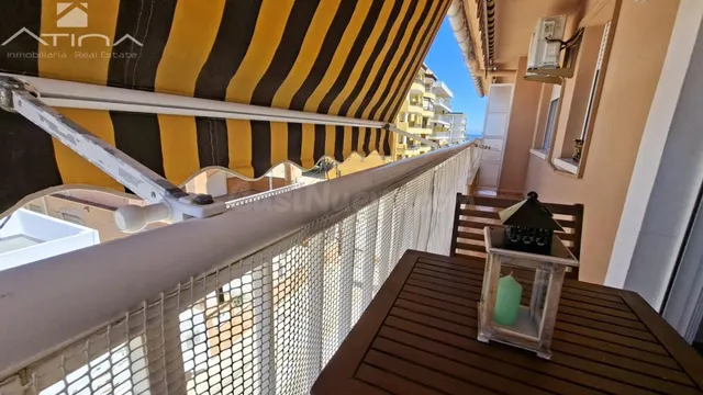 Apartamento con vistas al mar en Playa de Miramar, cocina in - foto 4