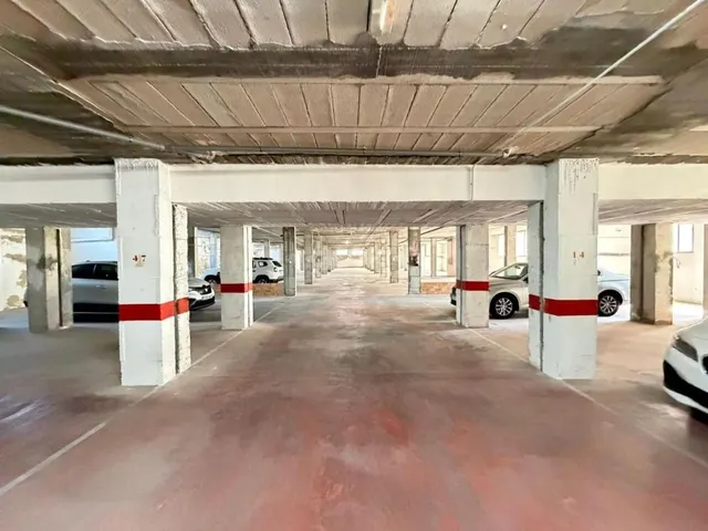 Local comercial 2800m² en venta - Estacion de autobuses — 19
