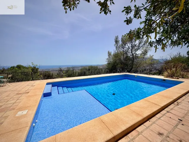 SE ALQUILA CASA RUSTICA CON VISTAS PANORAMICAS POR TEMPORADA - foto 5