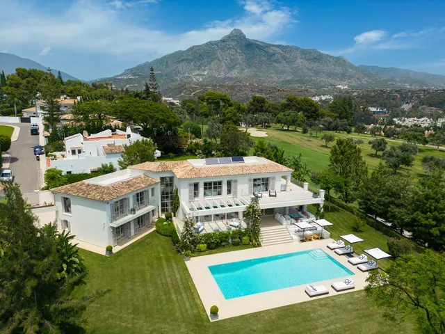 Chalet 6 habitaciones 702m² en venta - Marbella — 49