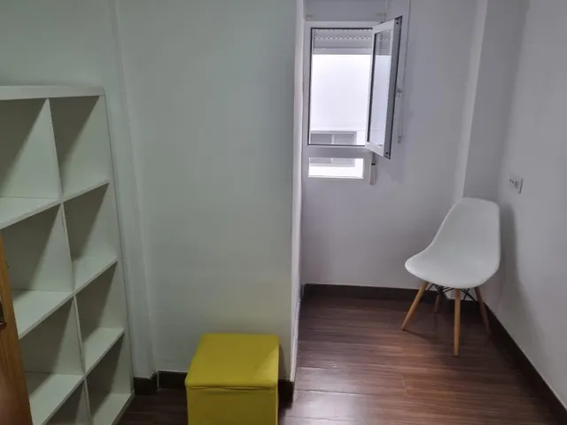 Bonita vivienda luminosa y en buen estado. — 12