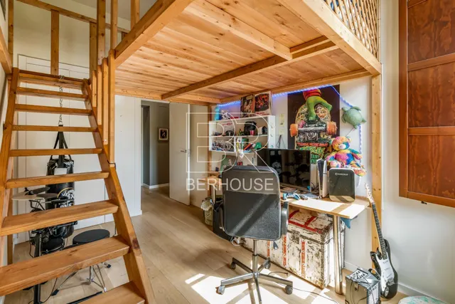 Piso con jardín privado en finca catalogada - Teià centro — 25
