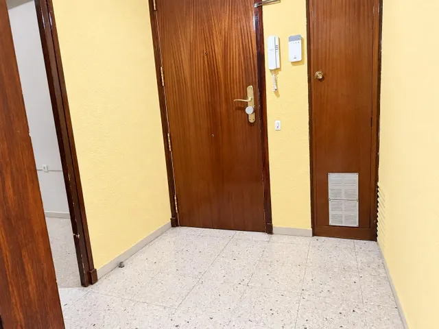 FANTASTICO PISO EN PLENA CREU ALTA — 17