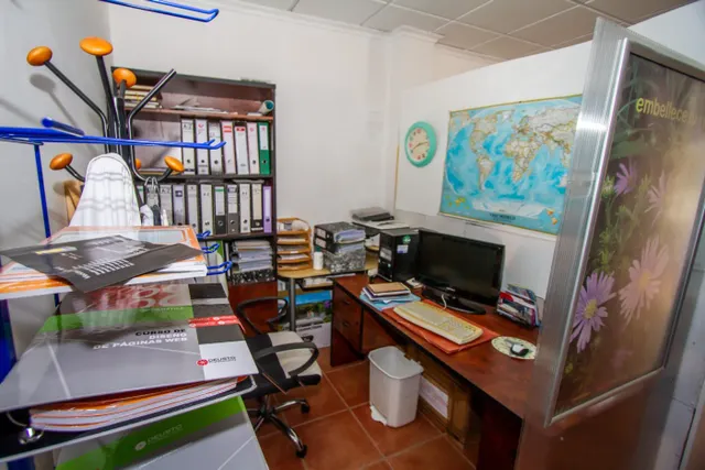 Clínica dental en traspaso o venta — 10