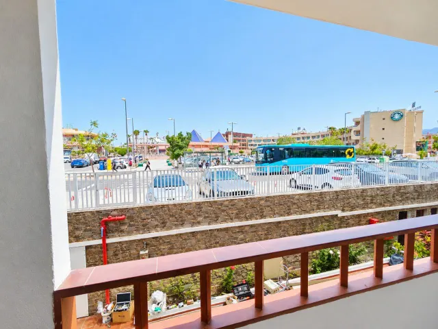 Apartamento con terraza en Playa del Inglés – Edificio Los Tilos — 8