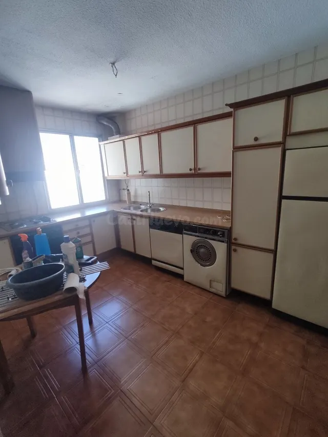 Amplio piso en el centro de Cabra - foto 4