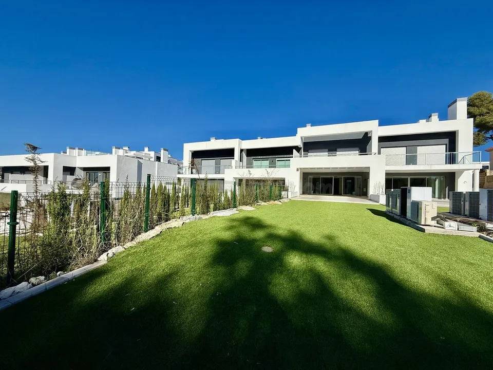 Adosado 4 habitaciones 286m² en venta - Marbella