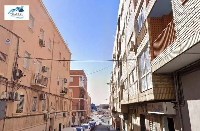 Venta de Piso en Almería — 2